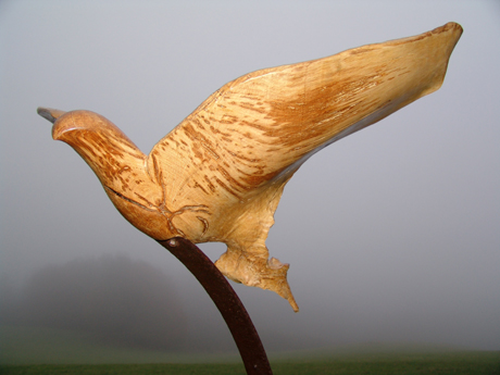 sculpture bois oiseau abstrait