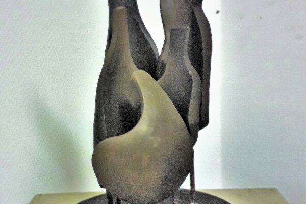 sculpture argile groupe abstrait
